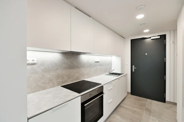 Sokolovská, Karlín - Prague 8 | Rent, Apartment, Studio (1+kk), 28 m²