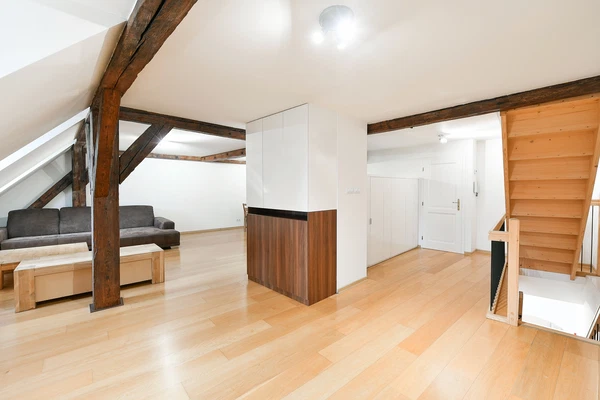 Mostecká, Malá Strana - Prague 1 | Rent, Apartment, One-bedroom (2+kk), 100 m²