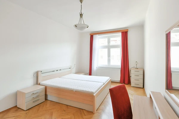 Jugoslávských partyzánů, Bubeneč - Prague 6 | Rent, Apartment, One-bedroom (2+kk), 58 m²