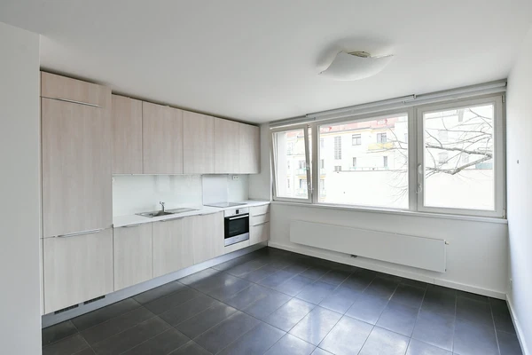 Šmeralova, Bubeneč - Praha 7 | Pronájem, Byt, 3+1, 80 m²