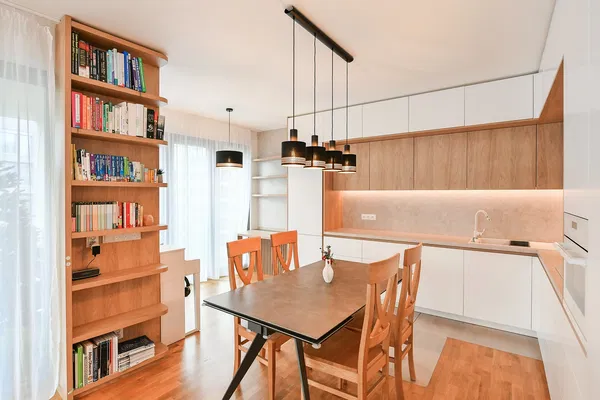 U Mlýnského kanálu, Karlín - Praha 8 | Pronájem, Byt, 4+kk, 120 m²