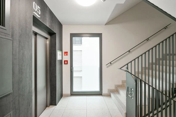 U Mlýnského kanálu, Karlín - Praha 8 | Pronájem, Byt, 4+kk, 120 m²