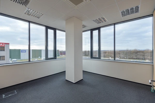 Sezemická, Horní Počernice - Prague 9 | Rent, Office building, 5 139 m²