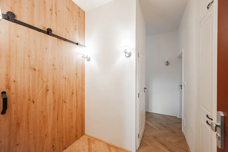 Na ovčinách, Holešovice - Prague 7 | Rent, Apartment, One-bedroom (2+kk), 62 m²