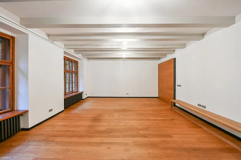 Českomalínská, Bubeneč - Prague 6 | Rent, Apartment, Two-bedroom (3+1), 124 m²