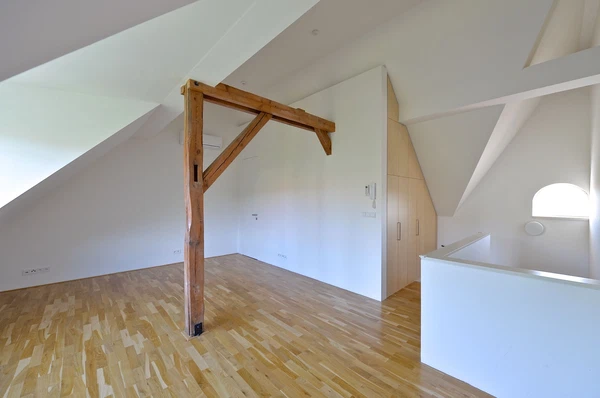 Klidná, Střešovice - Prague 6 | Rent, House, Three-bedroom (4+kk), 168 m²