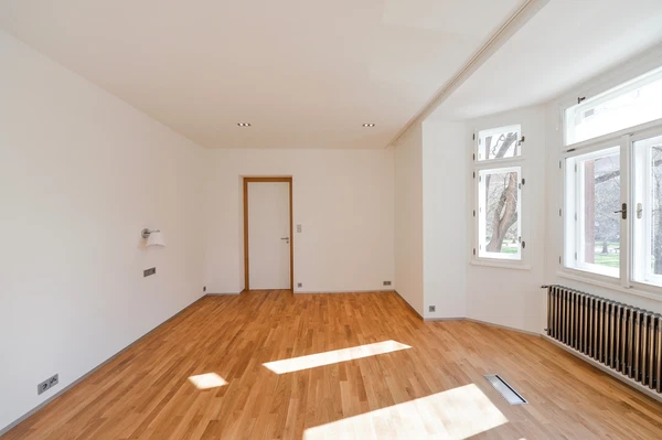 U Zeměpisného ústavu, Bubeneč - Praha 6 | Pronájem, Byt, 4+kk, 137 m²