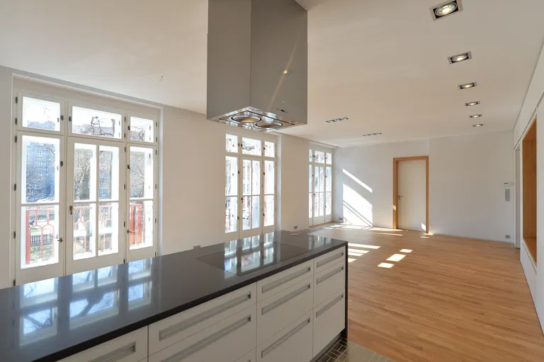 U Zeměpisného ústavu, Bubeneč - Prague 6 | Rent, Apartment, Three-bedroom (4+kk), 142 m²