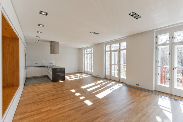 U Zeměpisného ústavu, Bubeneč - Praha 6 | Pronájem, Byt, 4+kk, 137 m²