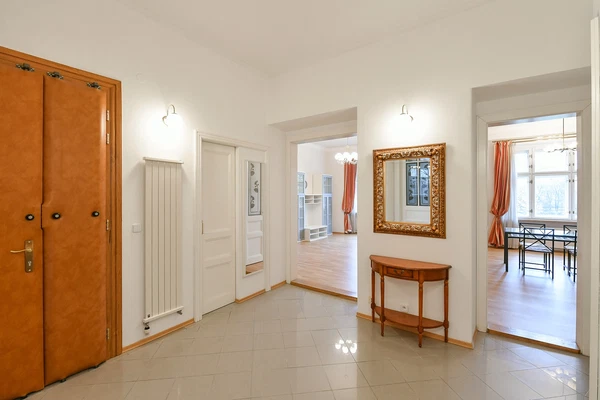 Dřevná, Nové Město - Prague 2 | Rent, Apartment, Two-bedroom (3+1), 102 m²