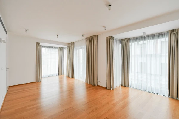 Purkyňova, Nové Město - Prague 1 | Rent, Apartment, Four-bedroom (5+kk), 330 m²