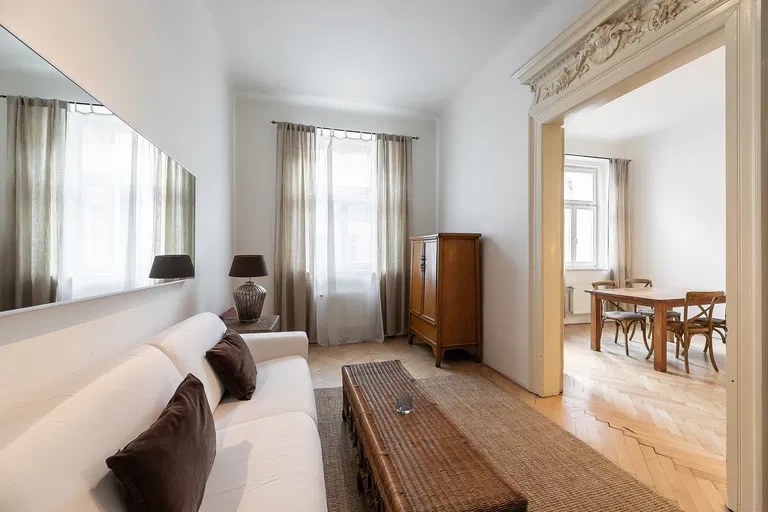 Ve Smečkách, Nové Město - Praha 1 | Pronájem, Byt, 2+1, 70 m²