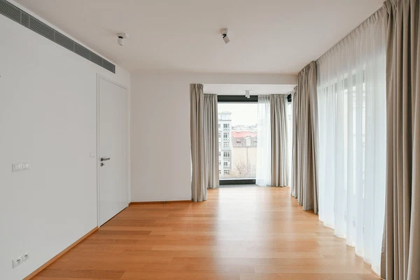 Purkyňova, Nové Město - Prague 1 | Rent, Apartment, Four-bedroom (5+kk), 330 m²