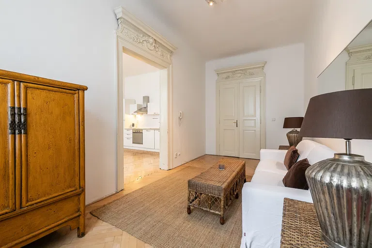 Ve Smečkách, Nové Město - Praha 1 | Pronájem, Byt, 2+1, 70 m²