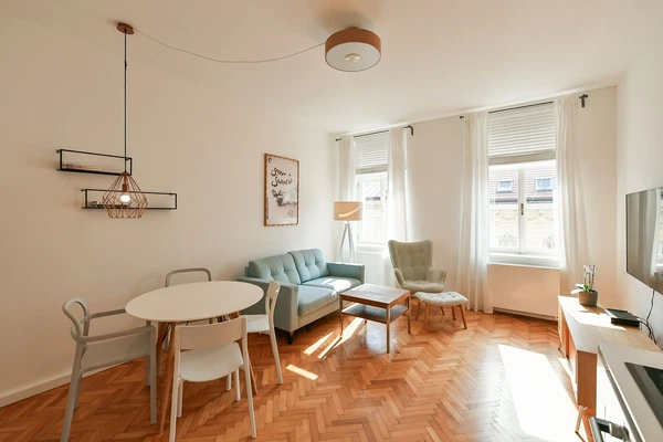 Kamenická, Holešovice - Prague 7 | Rent, Apartment, Two-bedroom (3+kk), 76 m²