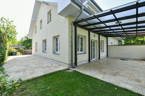 Nová, Průhonice - Praha-západ | Rent, House, Four-bedroom (5+kk), 160 m²