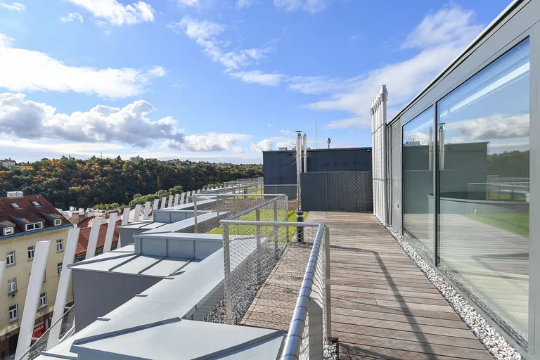 Holečkova, Smíchov - Prague 5 | Rent, Apartment, Three-bedroom (4+kk), 348 m²