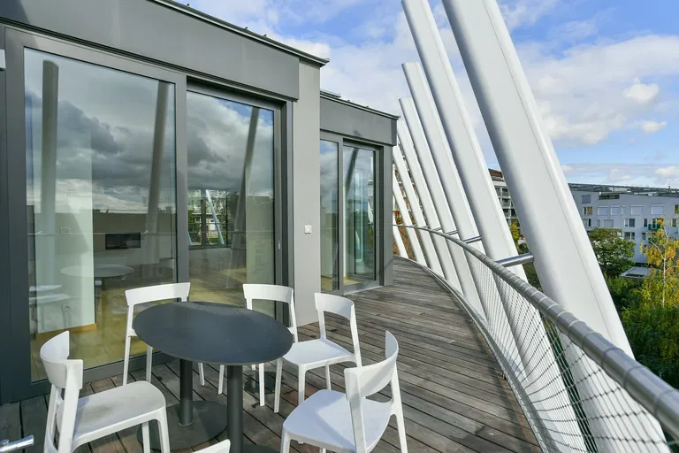 Holečkova, Smíchov - Prague 5 | Rent, Apartment, Three-bedroom (4+kk), 348 m²