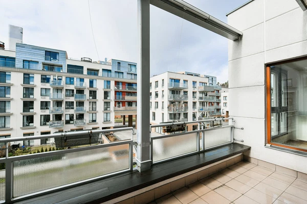 Heinemannova, Dejvice - Prague 6 | Rent, Apartment, Three-bedroom (4+kk), 96 m²