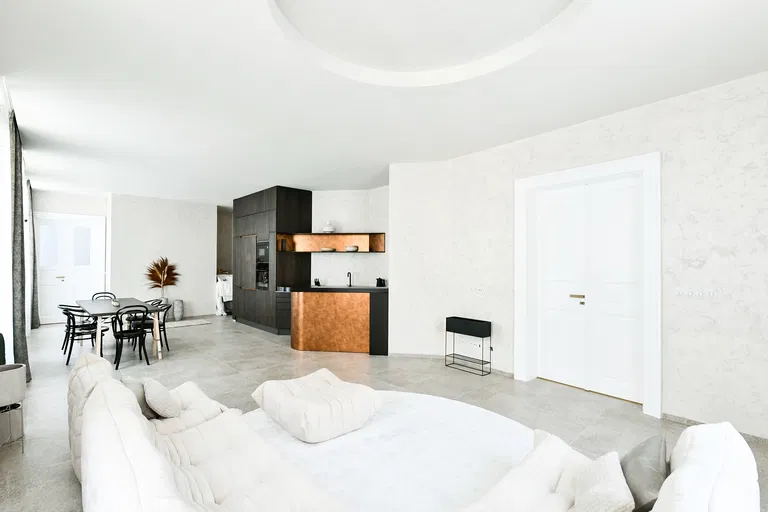 Navrátilova, Nové Město - Prague 1 | Rent, Apartment, Two-bedroom (3+kk), 111 m²