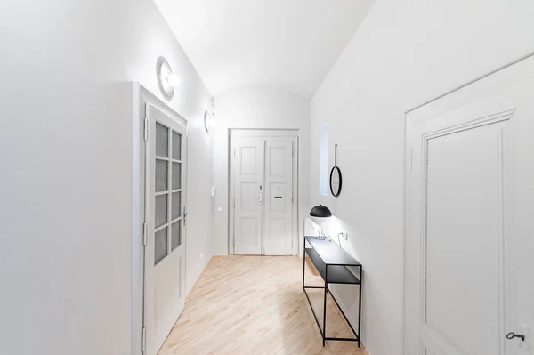 Dr. Zikmunda Wintra, Bubeneč - Praha 6 | Pronájem, Byt, 3+kk, 80 m²