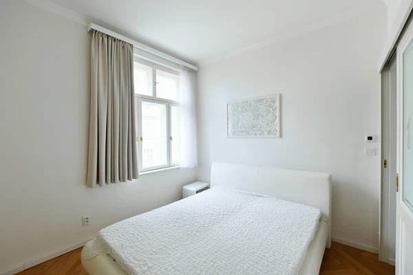 Slavíkova, Žižkov - Praha 3 | Pronájem, Byt, 2+kk, 45 m²