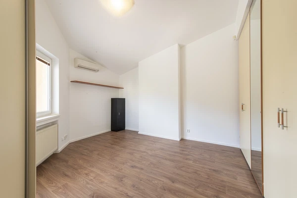 Tichá, Staré Mesto - Bratislava I | Rent, Apartment, Three-bedroom (4+kk), 137 m²