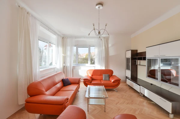 Krocínovská, Dejvice - Prague 6 | Rent, Apartment, Three-bedroom (4+1), 150 m²