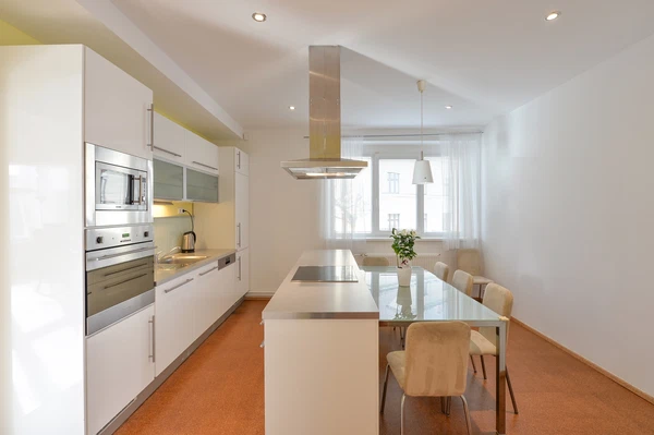 Krocínovská, Dejvice - Prague 6 | Rent, Apartment, Three-bedroom (4+1), 150 m²