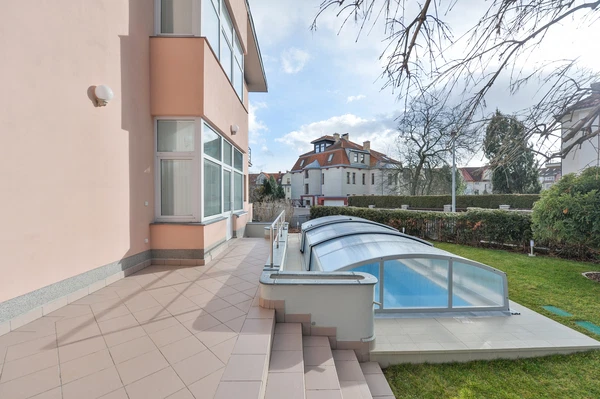 Krocínovská, Dejvice - Prague 6 | Rent, Apartment, Three-bedroom (4+1), 150 m²