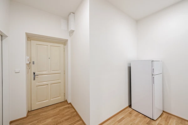 Jankovcova, Holešovice - Prague 7 | Rent, Apartment, One-bedroom (2+kk), 50 m²