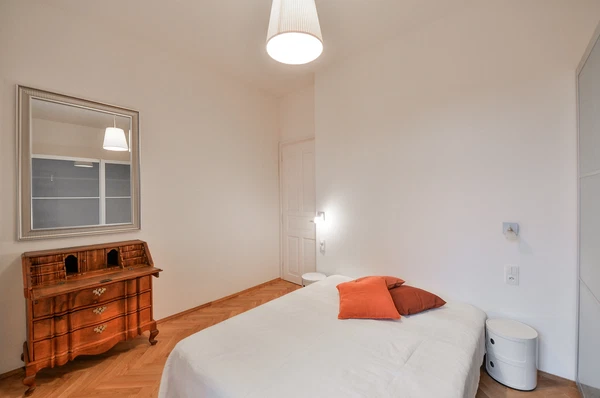 Řehořova, Žižkov - Prague 3 | Rent, Apartment, Two-bedroom (3+1), 74 m²