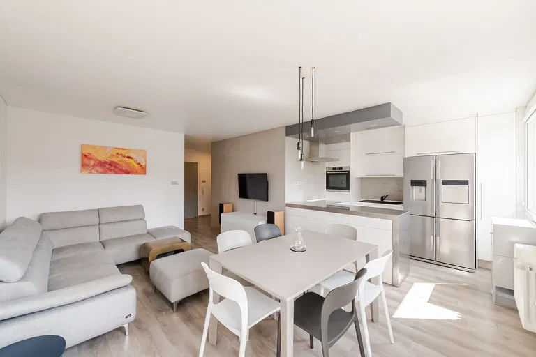 Anastázova, Břevnov - Prague 6 | Rent, Apartment, Four-bedroom (5+kk), 121 m²