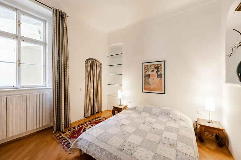 Vlašská, Malá Strana - Prague 1 | Rent, Apartment, One-bedroom (2+kk), 69 m²