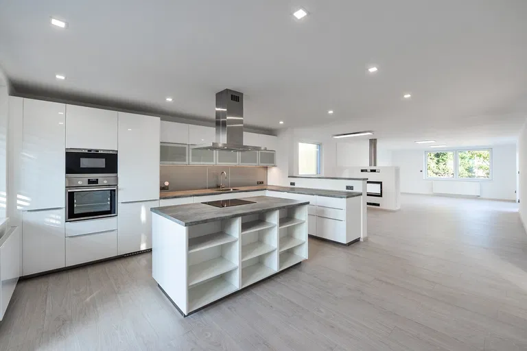 Libínská, Smíchov - Prague 5 | Rent, House, Six-bedroom (7+kk), 452 m²