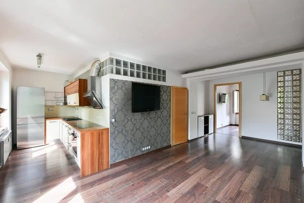 Donatellova, Strašnice - Prague 10 | Rent, Apartment, Two-bedroom (3+kk), 85 m²