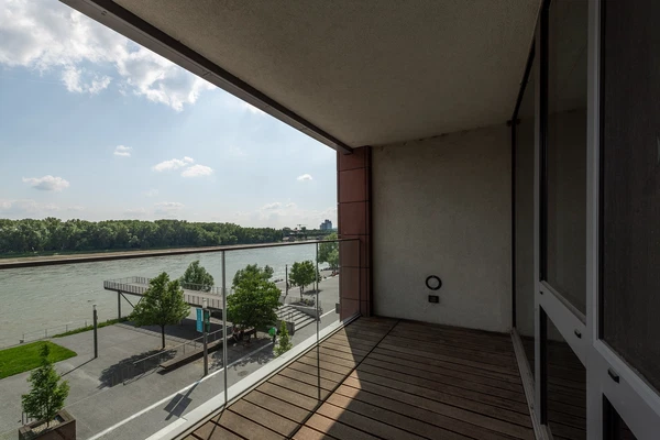 Pribinova, Staré Mesto - Bratislava I | Rent, Apartment, Three-bedroom (4+kk), 137 m²