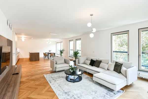 Hradešínská, Vinohrady - Praha 10 | Pronájem, Byt, 3+kk, 173 m²