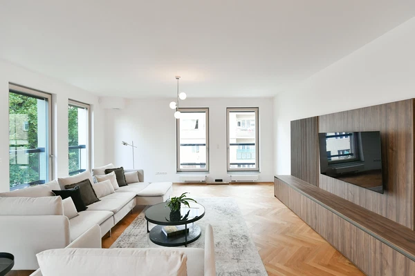 Hradešínská, Vinohrady - Praha 10 | Pronájem, Byt, 3+kk, 173 m²