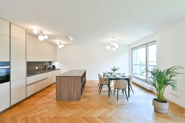 Hradešínská, Vinohrady - Praha 10 | Pronájem, Byt, 3+kk, 173 m²