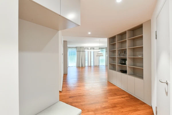 Pod Kaštany, Bubeneč - Prague 6 | Rent, Apartment, Three-bedroom (4+kk), 147 m²