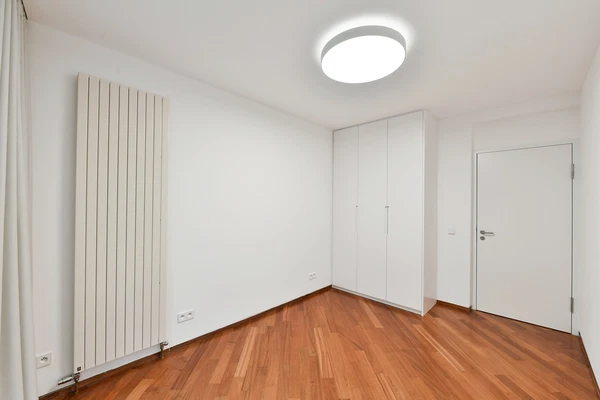 Pod Kaštany, Bubeneč - Prague 6 | Rent, Apartment, Three-bedroom (4+kk), 147 m²