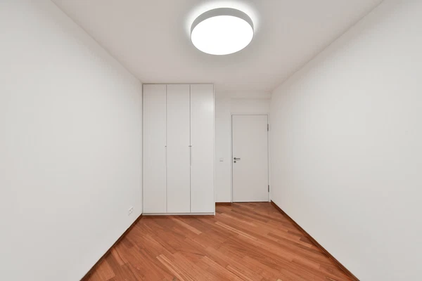 Pod Kaštany, Bubeneč - Prague 6 | Rent, Apartment, Three-bedroom (4+kk), 147 m²