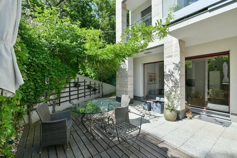 U Nikolajky, Smíchov - Prague 5 | Rent, Apartment, Two-bedroom (3+kk), 78 m²