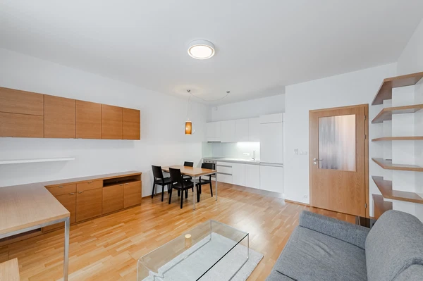 Korunní, Vinohrady - Prague 10 | Rent, Apartment, Studio (1+kk), 39 m²