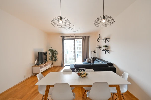 U Mlýnského kanálu, Karlín - Prague 8 | Sale, Apartment, Two-bedroom (3+kk), 93 m²