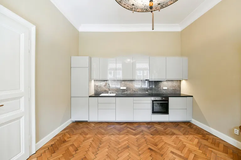 Nerudova, Malá Strana - Prague 1 | Rent, Apartment, One-bedroom (2+1), 98 m²