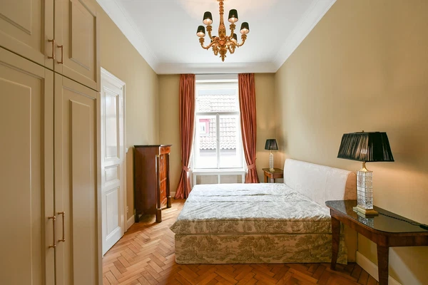 Nerudova, Malá Strana - Prague 1 | Rent, Apartment, One-bedroom (2+1), 98 m²