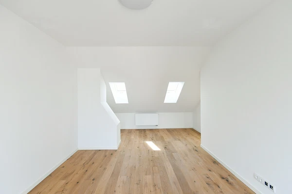 Kamenická, Holešovice - Prague 7 | Rent, Apartment, One-bedroom (2+kk), 76 m²