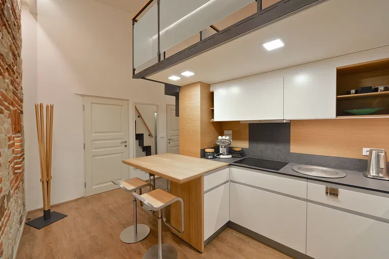 Vítězná, Malá Strana - Praha 1 | Pronájem, Byt, 3+1, 76 m²